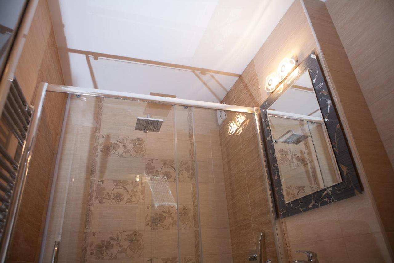 Lvc,Lac & Nyc Apartshotel Faleza Gałacz Zewnętrze zdjęcie