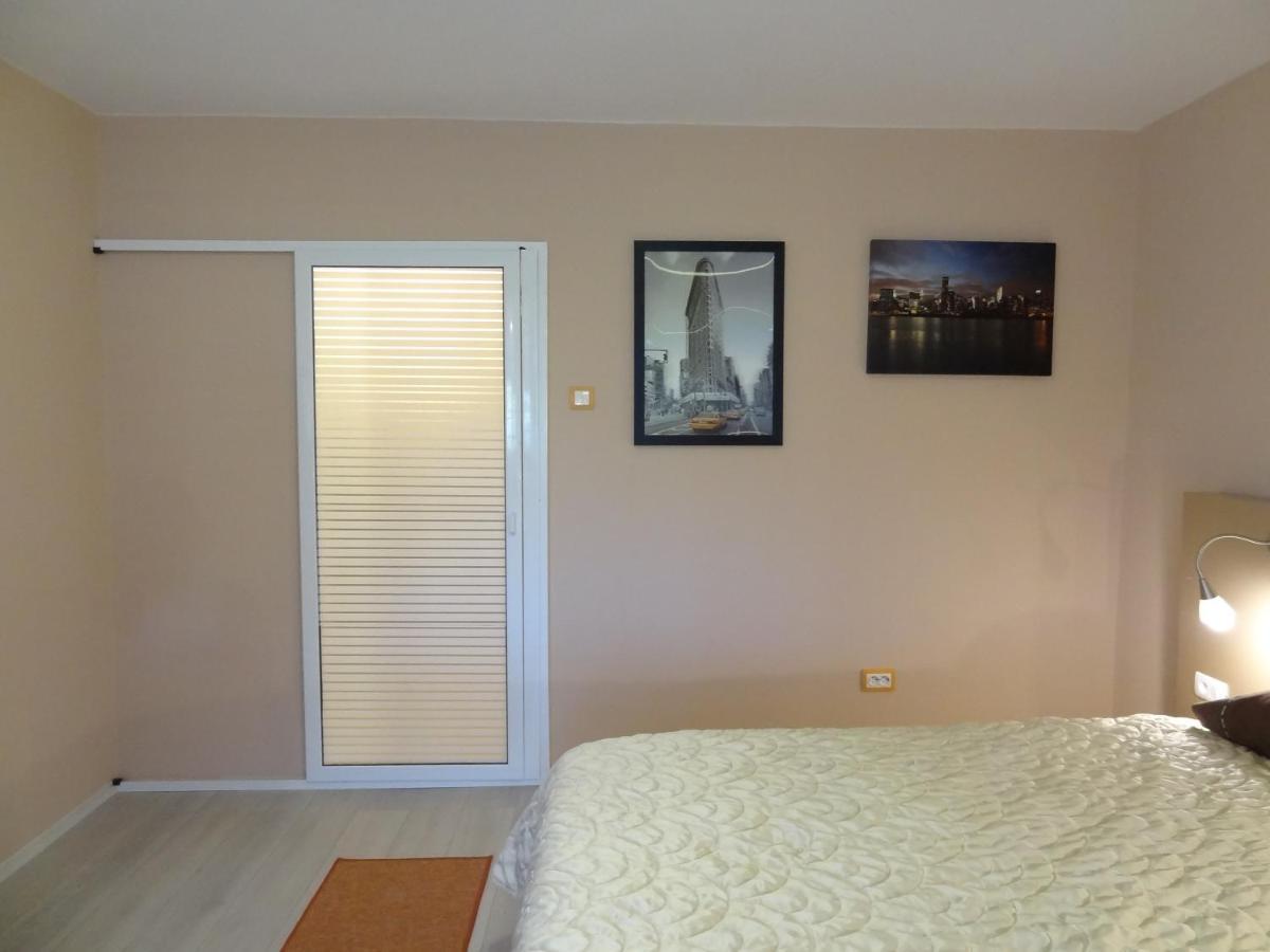 Lvc,Lac & Nyc Apartshotel Faleza Gałacz Zewnętrze zdjęcie